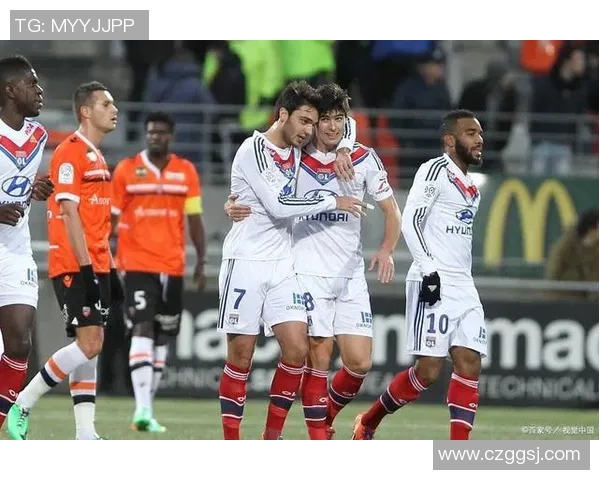 南特与里昂历史交战回顾及战绩分析探讨